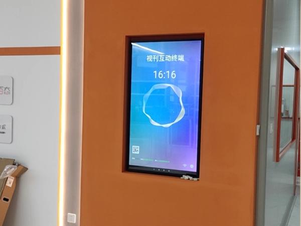 Elevator advertising machine display screen a new generation of advertising marketing weapon