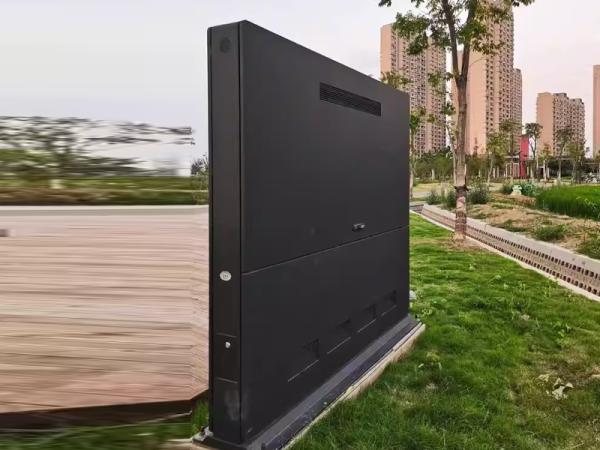 Energy-saving durable and intelligent Ruiguan promotes the development of outdoor LCD display screen technology