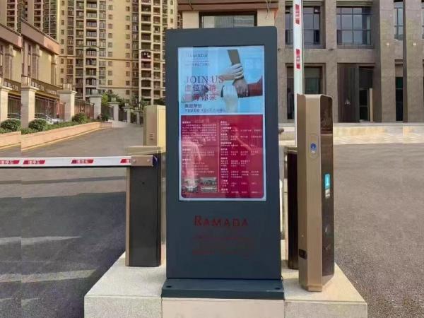 How can outdoor advertising machines help upgrade parking lots and enhance commercial value