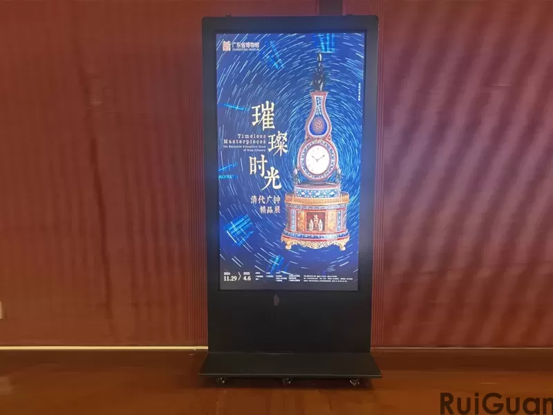 Waterproof outdoor player vertical floor standing lcd advertising display digita