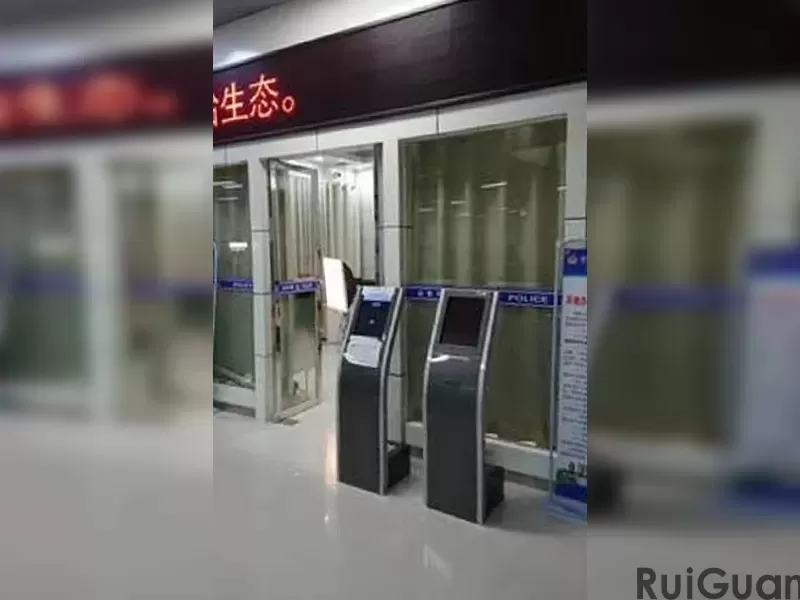 Self-service Touch Screen Machine (31).jpg